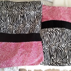 Set of pillow covers